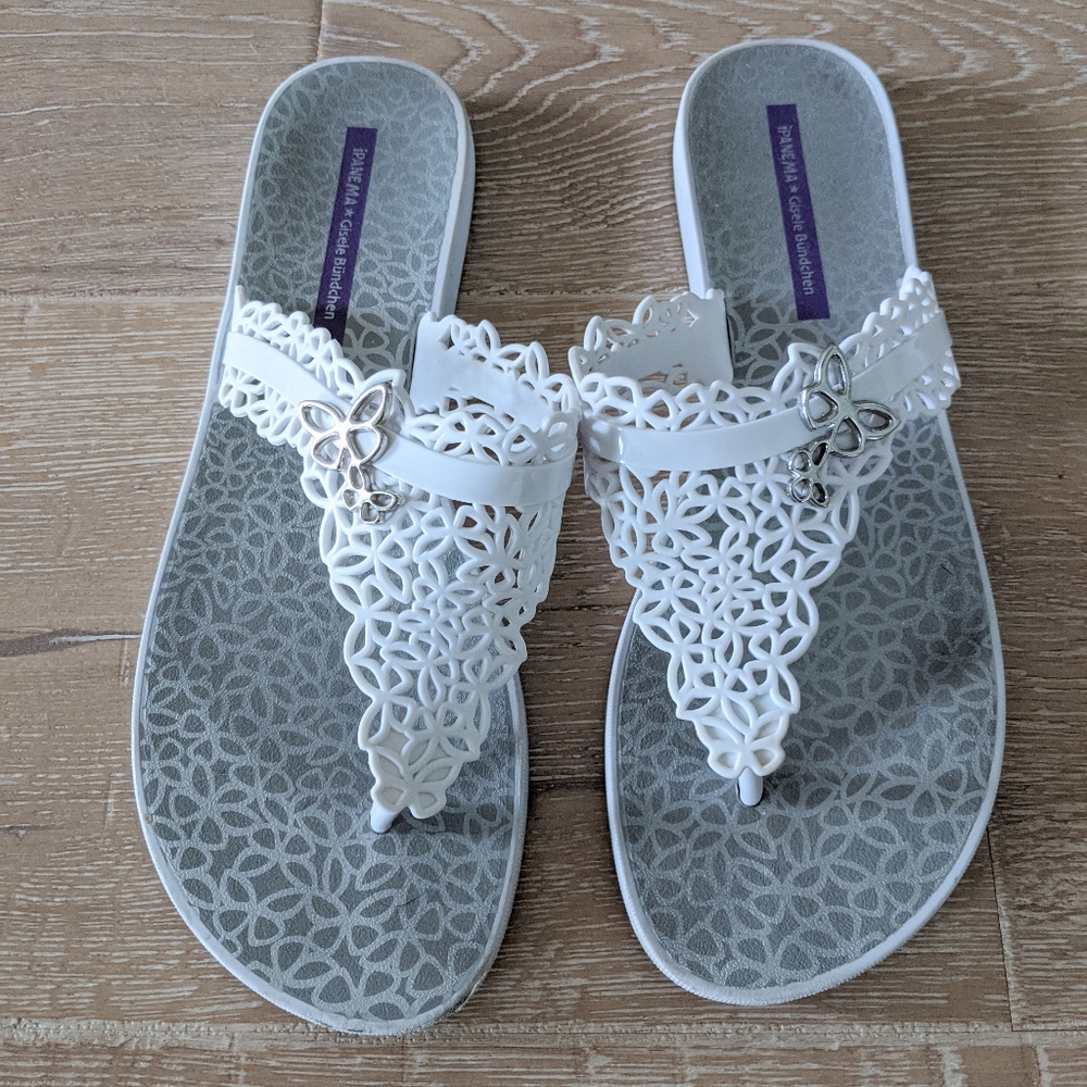 💝BOGO💝 White iPanema Gisele Bundchen Sandals
